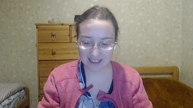 Snapshot of Smart_Rose chatting on March 18, 2025, 5:10 pm Smart Rose online show from March 18, 2025, 5:10 pm