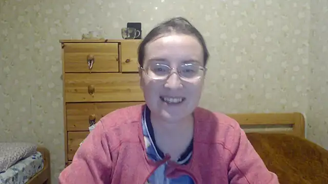 Snapshot of Smart_Rose chatting on March 18, 2025, 11:42 pm Smart Rose online show from March 18, 2025, 11:42 pm