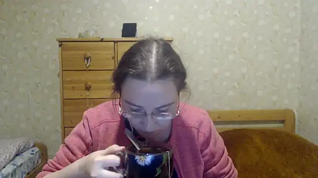 Snapshot of Smart_Rose chatting on March 20, 2025, 9:35 pm Smart Rose online show from March 20, 2025, 9:35 pm