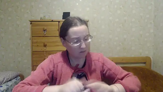 Snapshot of Smart_Rose chatting on March 21, 2025, 12:40 am Smart Rose online show from March 21, 2025, 12:40 am