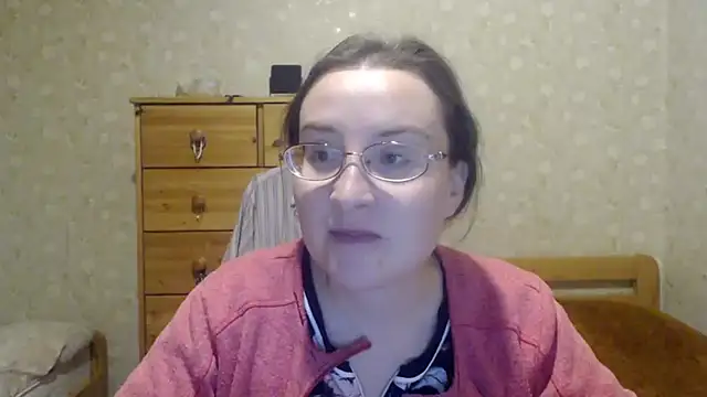 Snapshot of Smart_Rose chatting on March 22, 2025, 7:42 pm Smart Rose online show from March 22, 2025, 7:42 pm