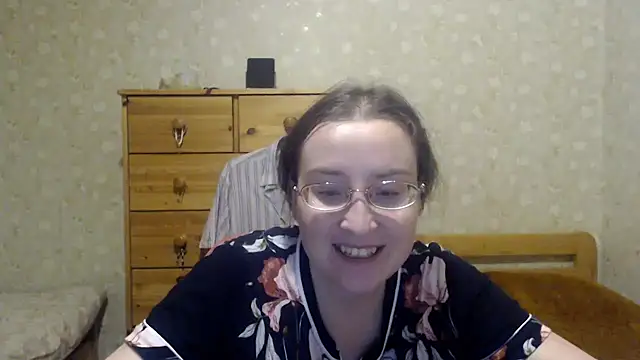 Snapshot of Smart_Rose chatting on March 22, 2025, 10:48 pm Smart Rose online show from March 22, 2025, 10:48 pm