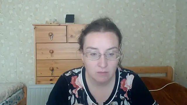 Snapshot of Smart_Rose chatting on September 20, 2025, 9:32 am Smart Rose online show from September 20, 2025, 9:32 am