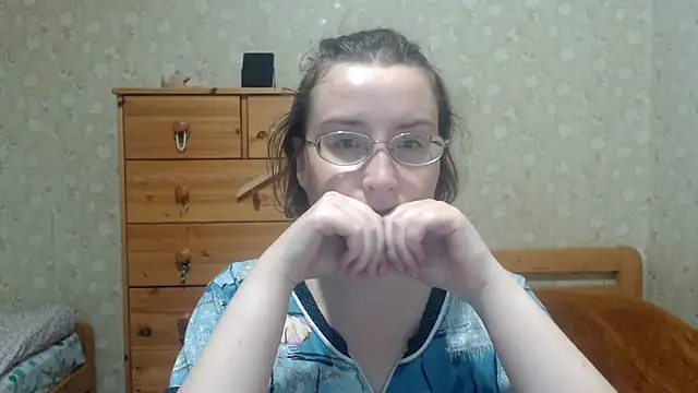 Snapshot of Smart_Rose chatting on October 11, 2025, 1:53 pm Smart Rose online show from October 11, 2025, 1:53 pm