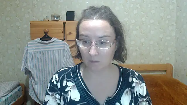 Snapshot of Smart_Rose chatting on October 14, 2025, 4:08 pm Smart Rose online show from October 14, 2025, 4:08 pm