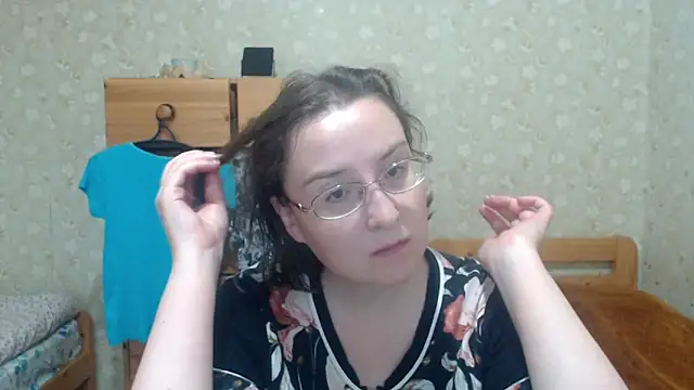 Snapshot of Smart_Rose chatting on October 26, 2025, 10:54 am Smart Rose online show from October 26, 2025, 10:54 am