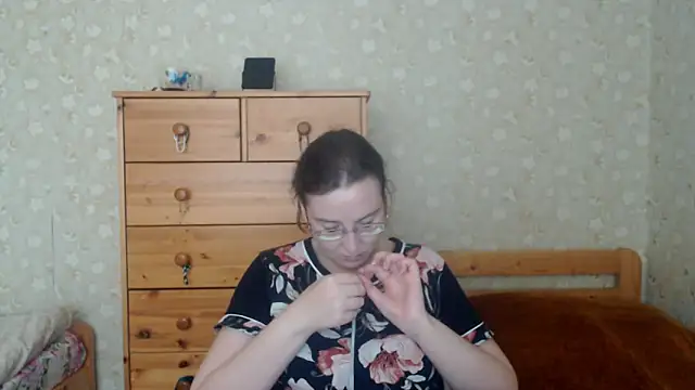 Snapshot of Smart_Rose chatting on October 29, 2025, 8:49 am Smart Rose online show from October 29, 2025, 8:49 am