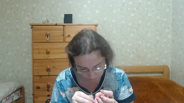 Snapshot of Smart_Rose chatting on November 5, 2025, 2:17 pm Smart Rose online show from November 5, 2025, 2:17 pm