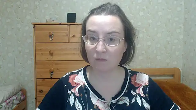 Snapshot of Smart_Rose chatting on November 8, 2025, 12:16 pm Smart Rose online show from November 8, 2025, 12:16 pm