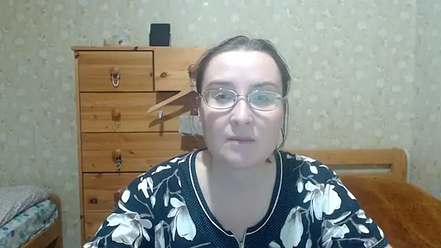 Snapshot of Smart_Rose chatting on November 12, 2025, 4:07 pm Smart Rose online show from November 12, 2025, 4:07 pm