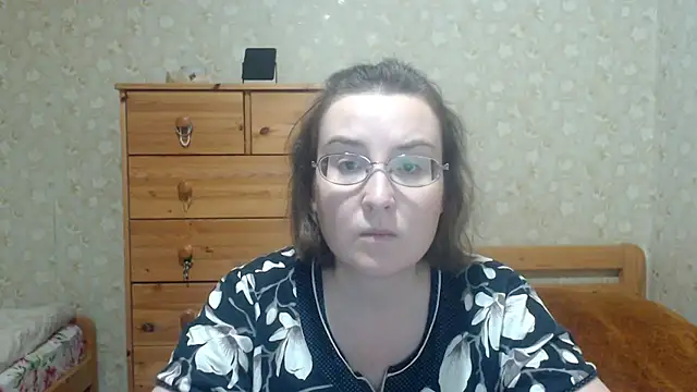 Snapshot of Smart_Rose chatting on November 16, 2025, 1:17 pm Smart Rose online show from November 16, 2025, 1:17 pm