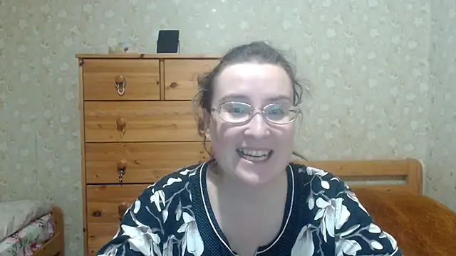 Snapshot of Smart_Rose chatting on November 19, 2025, 4:51 pm Smart Rose online show from November 19, 2025, 4:51 pm