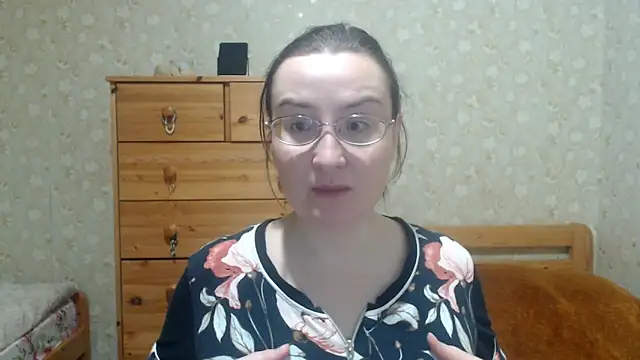 Snapshot of Smart_Rose chatting on November 22, 2025, 3:22 pm Smart Rose online show from November 22, 2025, 3:22 pm