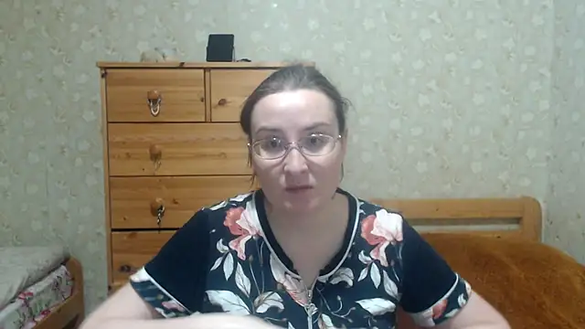 Snapshot of Smart_Rose chatting on November 23, 2025, 3:34 pm Smart Rose online show from November 23, 2025, 3:34 pm