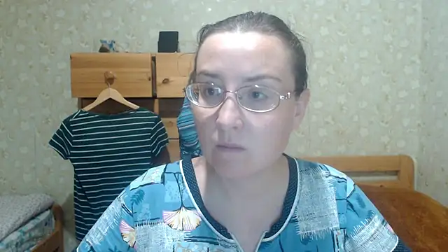 Snapshot of Smart_Rose chatting on December 13, 2025, 7:53 pm Smart Rose online show from December 13, 2025, 7:53 pm