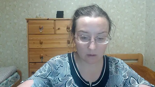 Snapshot of Smart_Rose chatting on December 15, 2025, 4:33 pm Smart Rose online show from December 15, 2025, 4:33 pm