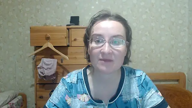 Smart Rose online show from February 19, 2026, 6:37 pm