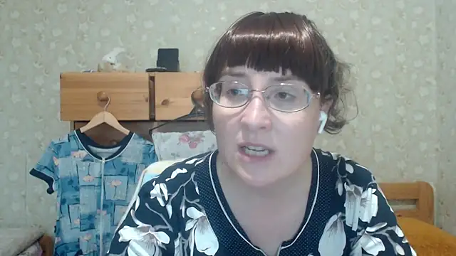 Smart Rose online show from June 3, 2026, 4:56 pm