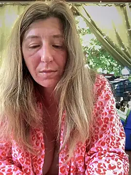 Snapshot of Natali_UA chatting on September 16, 2025, 6:58 am Natali UA online show from September 16, 2025, 6:58 am