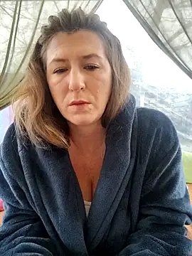 Natali UA online show from December 17, 2025, 7:47 am