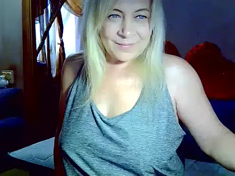 AgoniA7 online show from February 4, 2026, 9:04 am