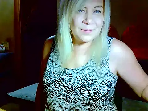 AgoniA7 online show from February 11, 2026, 12:37 am