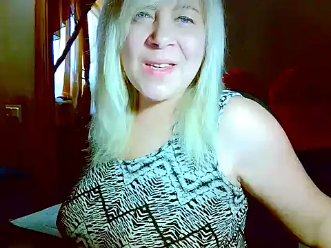 AgoniA7 online show from May 16, 2026, 6:43 am