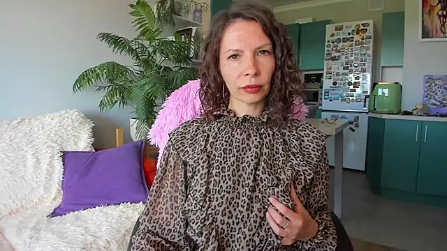 Snapshot of ChristinaGlory chatting on June 14, 2026, 9:55 am ChristinaGlory online show from June 14, 2026, 9:55 am