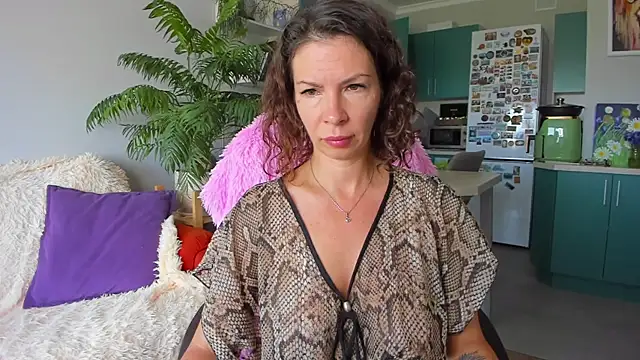 ChristinaGlory online show from August 1, 2026, 7:40 am