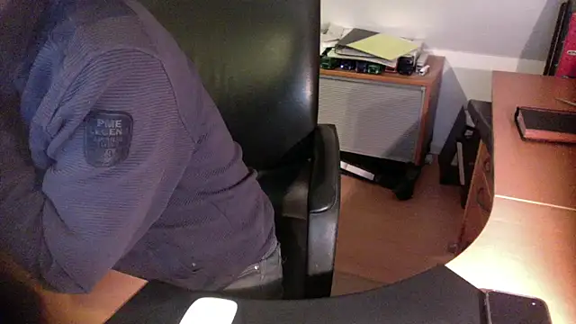 outlaw200 online show from December 17, 2024, 7:59 pm