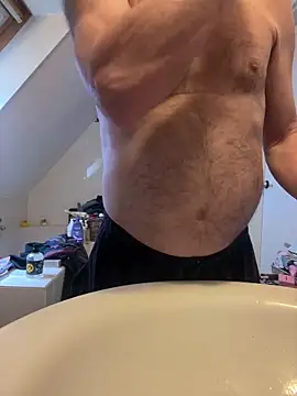 outlaw200 online show from December 25, 2024, 11:33 am