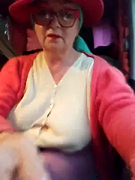 MucMilf59 online show from October 10, 2025, 4:39 pm