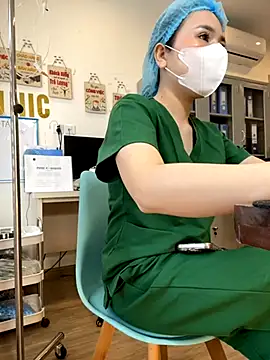 Meilian2021 online show from November 27, 2025, 4:47 am