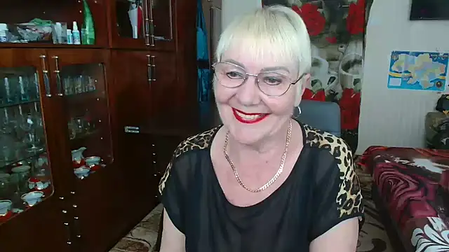 JenaCheim online show from April 13, 2026, 5:46 am