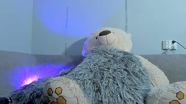 Snapshot of SandraGoldstein chatting on February 15, 2025, 11:58 pm SandraGoldstein online show from February 15, 2025, 11:58 pm