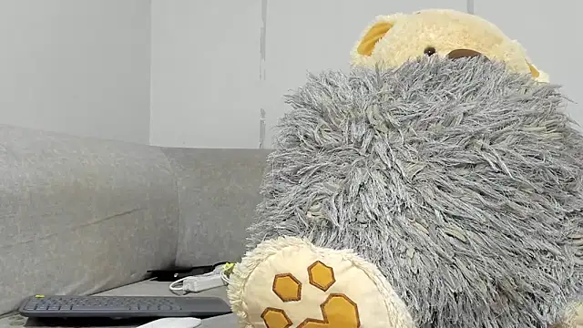 Snapshot of SandraGoldstein chatting on March 2, 2025, 8:18 pm SandraGoldstein online show from March 2, 2025, 8:18 pm