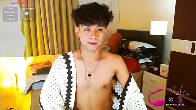 WildestTwink online show from March 25, 2026, 5:41 pm