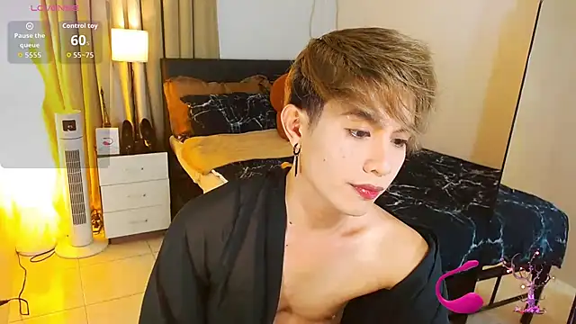 Snapshot of WildestTwink chatting on July 10, 2026, 5:26 pm WildestTwink online show from July 10, 2026, 5:26 pm