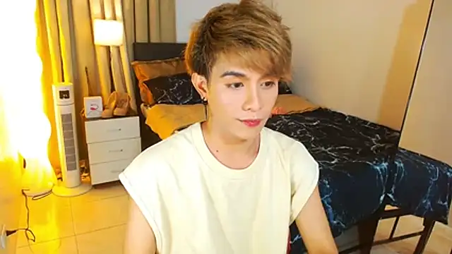 Snapshot of WildestTwink chatting on July 14, 2026, 1:17 pm WildestTwink online show from July 14, 2026, 1:17 pm