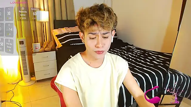 Snapshot of WildestTwink chatting on July 28, 2026, 12:48 pm WildestTwink online show from July 28, 2026, 12:48 pm