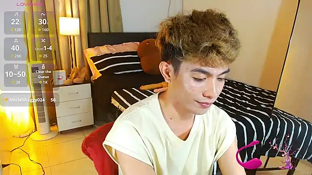Snapshot of WildestTwink chatting on July 28, 2026, 6:20 pm WildestTwink online show from July 28, 2026, 6:20 pm