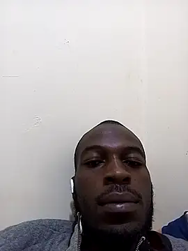 Kentcharming online show from July 15, 2026, 5:02 am