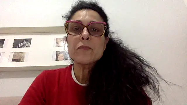 crudeliafrancy online show from February 25, 2026, 3:43 pm