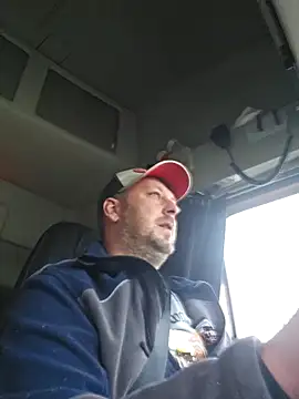 ktmtom247 online show from October 28, 2025, 6:17 am