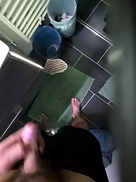 ktmtom247 online show from November 21, 2025, 4:00 am