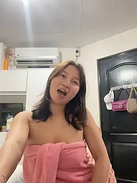 Snapshot of asianmystery203 chatting on December 25, 2024, 9:45 am asianmystery203 online show from December 25, 2024, 9:45 am