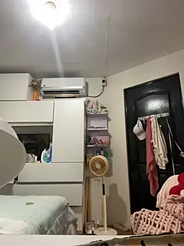 Snapshot of asianmystery203 chatting on January 20, 2025, 6:21 am asianmystery203 online show from January 20, 2025, 6:21 am