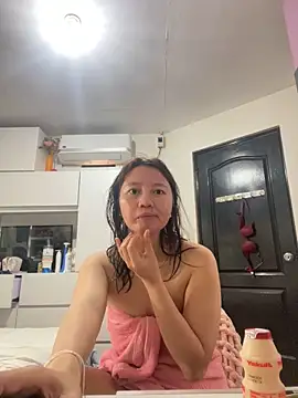 Snapshot of asianmystery203 chatting on January 30, 2025, 1:11 am asianmystery203 online show from January 30, 2025, 1:11 am