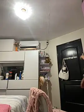 Snapshot of asianmystery203 chatting on February 3, 2025, 1:30 am asianmystery203 online show from February 3, 2025, 1:30 am