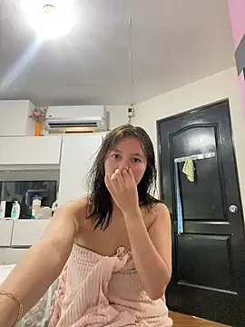 Snapshot of asianmystery203 chatting on February 17, 2025, 1:47 am asianmystery203 online show from February 17, 2025, 1:47 am